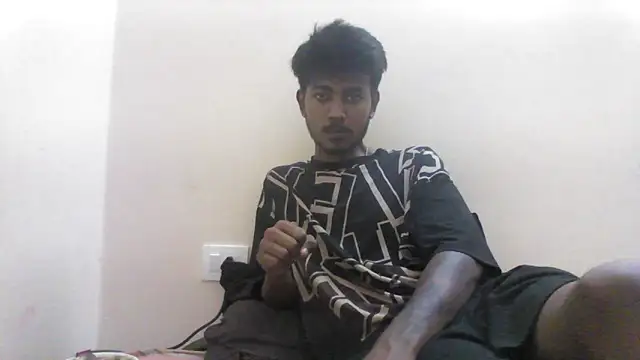 Snapshot of just_fucks chatting on 10.03.25 just fucks online show from 10.03.25