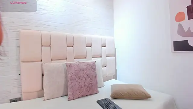 kayleeScott online show from 03.31.26