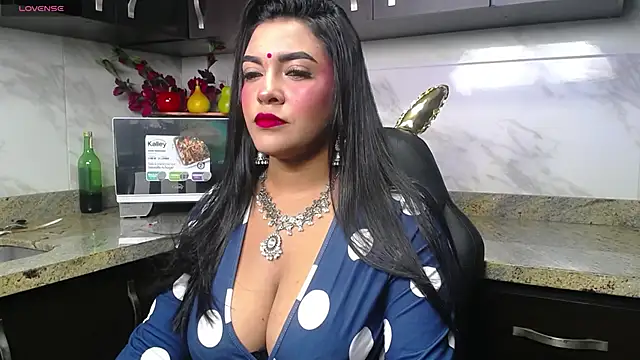 Snapshot of lakshmiraniii chatting on 03.11.25 lakshmiraniii online show from 03.11.25