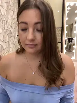 Snapshot of AnnaBri chatting on 01.15.25 AnnaBri online show from 01.15.25