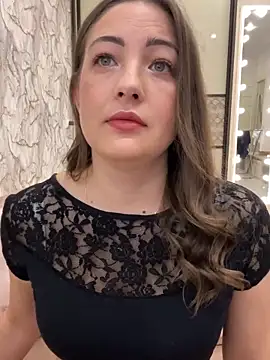 Snapshot of AnnaBri chatting on 03.12.25 AnnaBri online show from 03.12.25