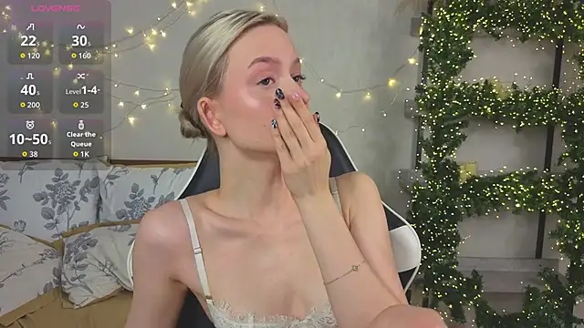 IdaValenti online show from 04.11.26