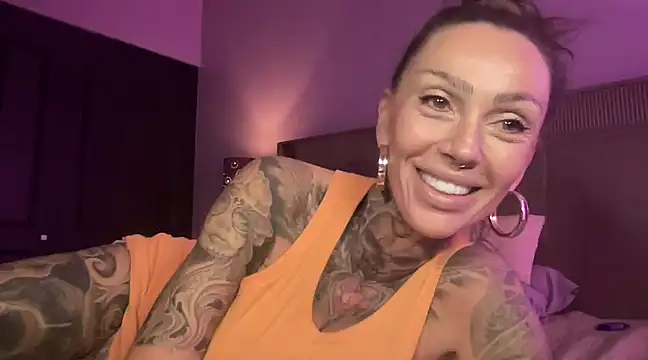 KadaLove69 online show from 12.19.24