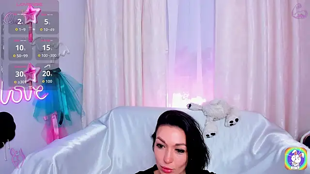 Snapshot of jessica_tiny chatting on 06.08.26 jessica tiny online show from 06.08.26