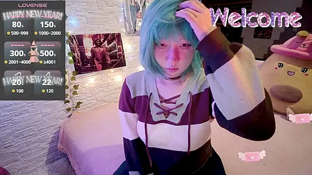 Snapshot of Akemilun chatting on 10.05.25 Akemilun online show from 10.05.25