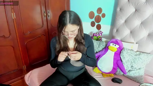  Sarahh 0 online show from 03.07.25