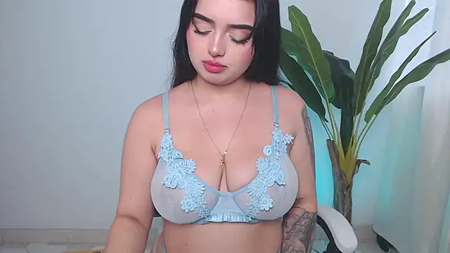 sophialorens s online show from 03.05.25