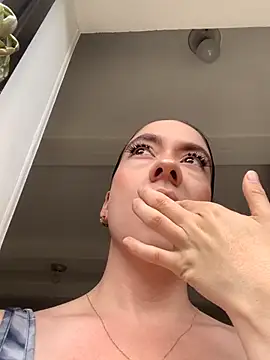 ImAlicee online show from 11.02.25