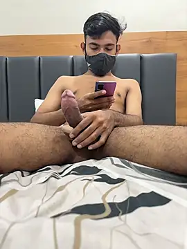 Snapshot of rajapo_1 chatting on 10.25.25 rajapo 1 online show from 10.25.25