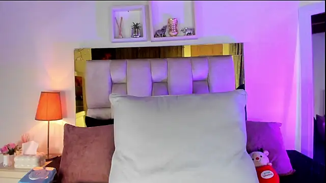 emmy r online show from 12.17.25