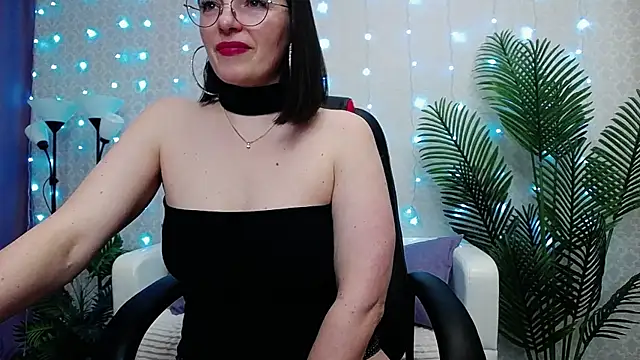 Camelia Lillie online show from 03.16.26