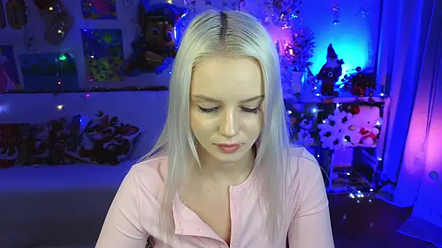 Snapshot of ImBonBon chatting on 01.03.25 ImBonBon online show from 01.03.25