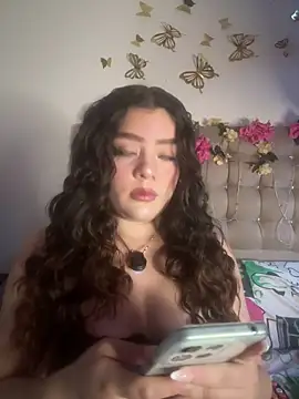 Jullieetta online show from 05.28.26