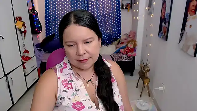 claryssa  online show from 02.05.26