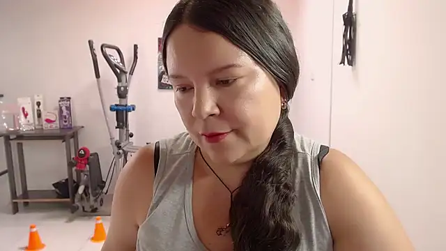 claryssa  online show from 05.13.26