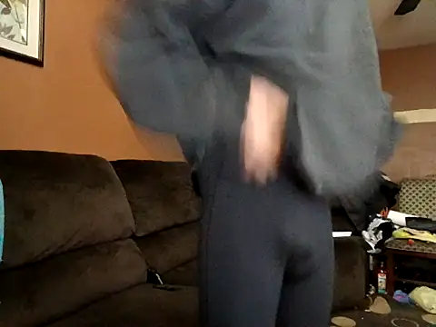 Hugebwc102 online show from 12.20.24