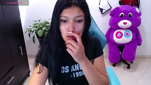 emily rosse04 online show from 04.16.26