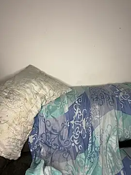 CurlyGirl 1 online show from 02.25.25