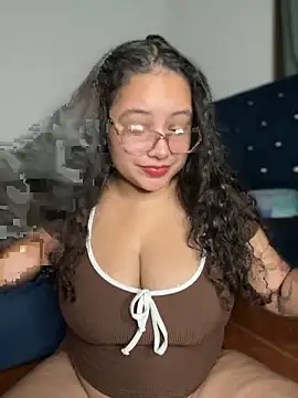 CurlyGirl 1 online show from 12.19.25