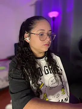 CurlyGirl 1 online show from 02.12.26