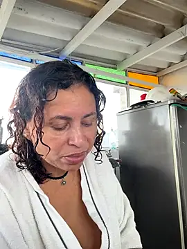 SheraHadee online show from 09.22.25