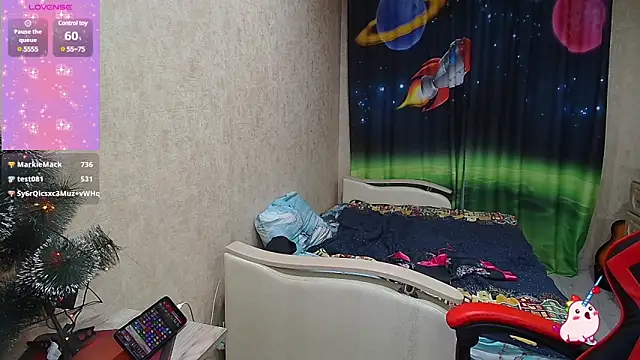 Snapshot of Alexis_Gordon chatting on 01.18.25 Alexis Gordon online show from 01.18.25