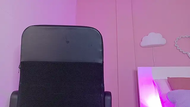 CristalCornner  online show from 10.17.25