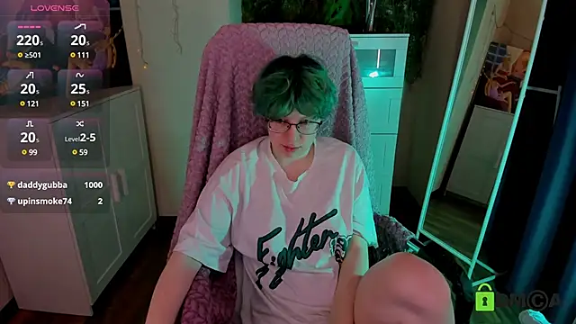 Snapshot of Melissa_Wells chatting on 03.22.25 Melissa Wells online show from 03.22.25