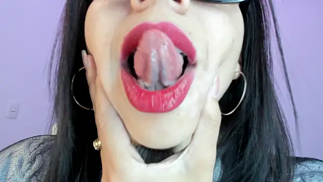Snapshot of Katty_mouth chatting on 06.25.26 Katty mouth online show from 06.25.26