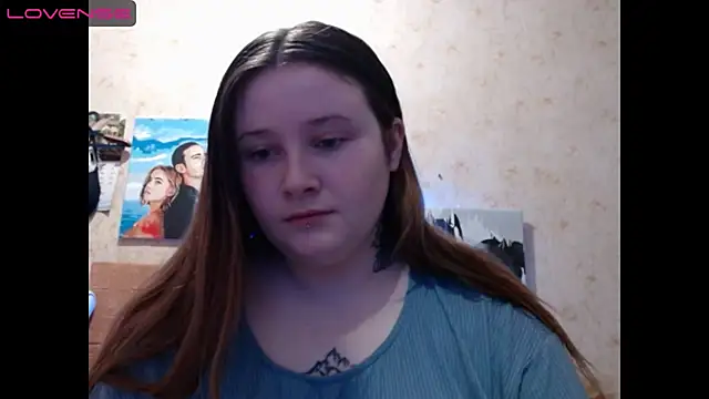 Snapshot of Light_Luna chatting on 12.04.24 Light Luna online show from 12.04.24