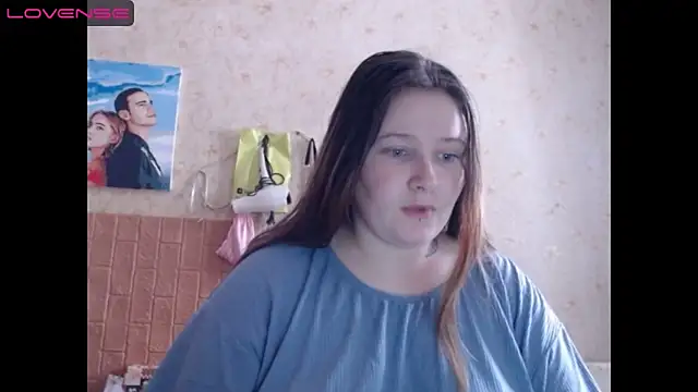 Snapshot of Light_Luna chatting on 12.07.24 Light Luna online show from 12.07.24