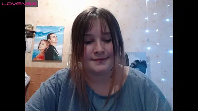 Snapshot of Light_Luna chatting on 12.13.24 Light Luna online show from 12.13.24