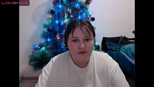 Snapshot of Light_Luna chatting on 01.02.25 Light Luna online show from 01.02.25