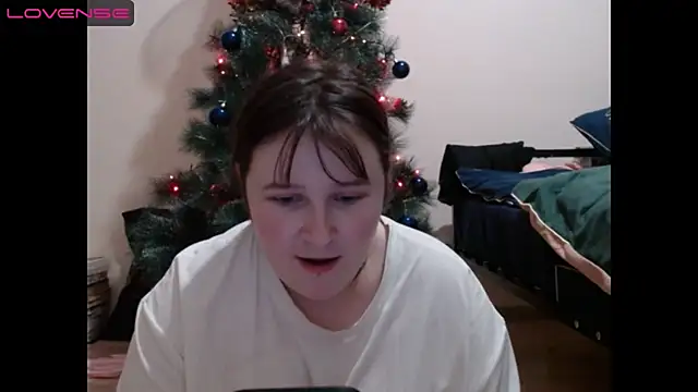 Snapshot of Light_Luna chatting on 01.02.25 Light Luna online show from 01.02.25