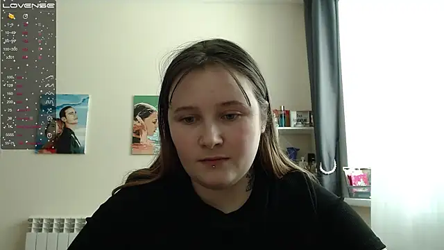 Snapshot of Light_Luna chatting on 02.13.25 Light Luna online show from 02.13.25