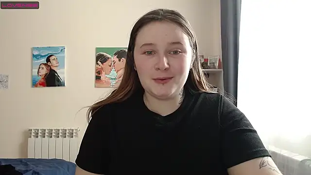 Snapshot of Light_Luna chatting on 03.02.25 Light Luna online show from 03.02.25