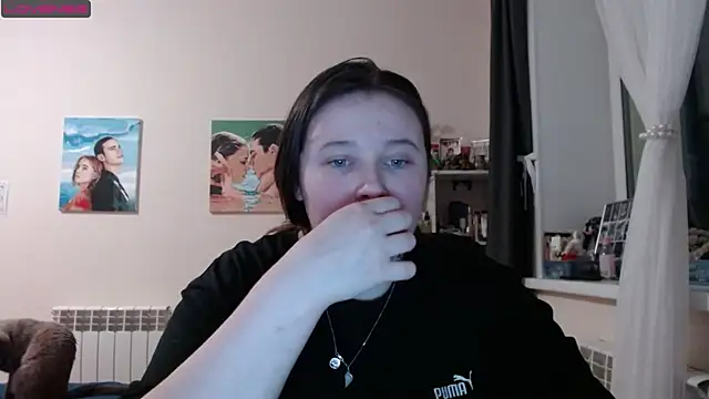 Snapshot of Light_Luna chatting on 03.07.25 Light Luna online show from 03.07.25