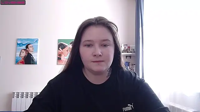 Snapshot of Light_Luna chatting on 03.08.25 Light Luna online show from 03.08.25