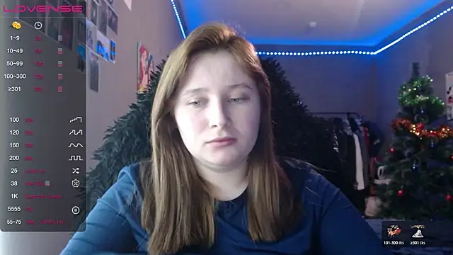 Snapshot of Light_Luna chatting on 01.05.26 Light Luna online show from 01.05.26