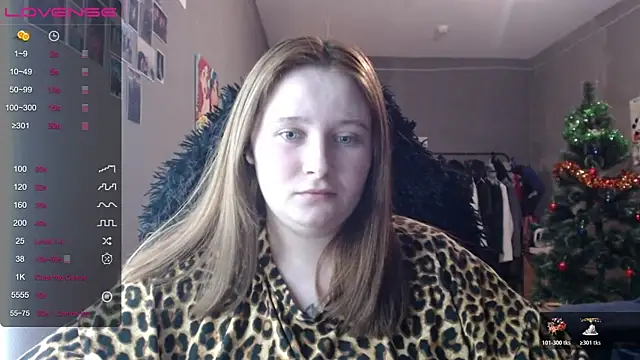 Snapshot of Light_Luna chatting on 01.06.26 Light Luna online show from 01.06.26