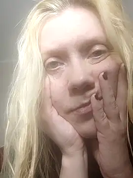LeraSweet online show from 04.26.26