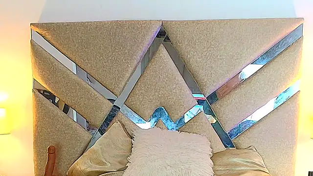 IsabellMendez  online show from 09.18.25