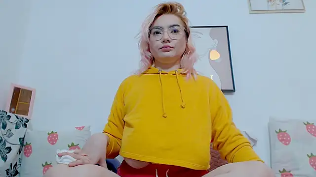 Catlady333 online show from 09.10.25