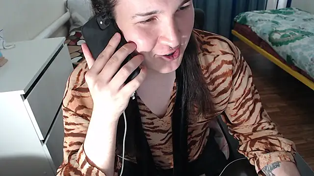 EvaMiron online show from 09.19.25