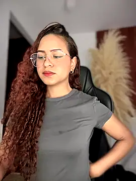 gretta kler1 online show from 10.19.25