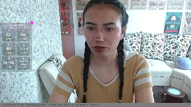 Snapshot of wild_kittys chatting on 04.05.26 wild kittys online show from 04.05.26