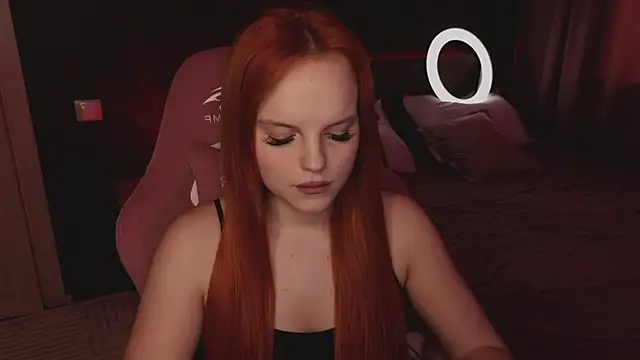 Snapshot of KristiRosee chatting on 01.16.25 KristiRosee online show from 01.16.25