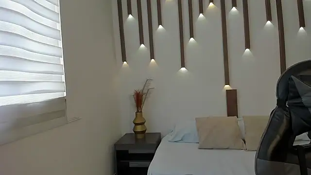 megan cooper28 online show from 12.17.25