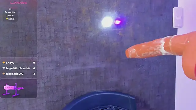 Snapshot of sophia_vivas chatting on 01.30.25 sophia vivas online show from 01.30.25