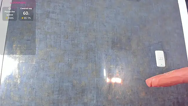 Snapshot of sophia_vivas chatting on 10.26.25 sophia vivas online show from 10.26.25